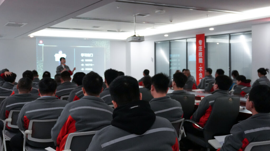 热博物流2025年度管理培训班启动：开启物流人才进阶之旅