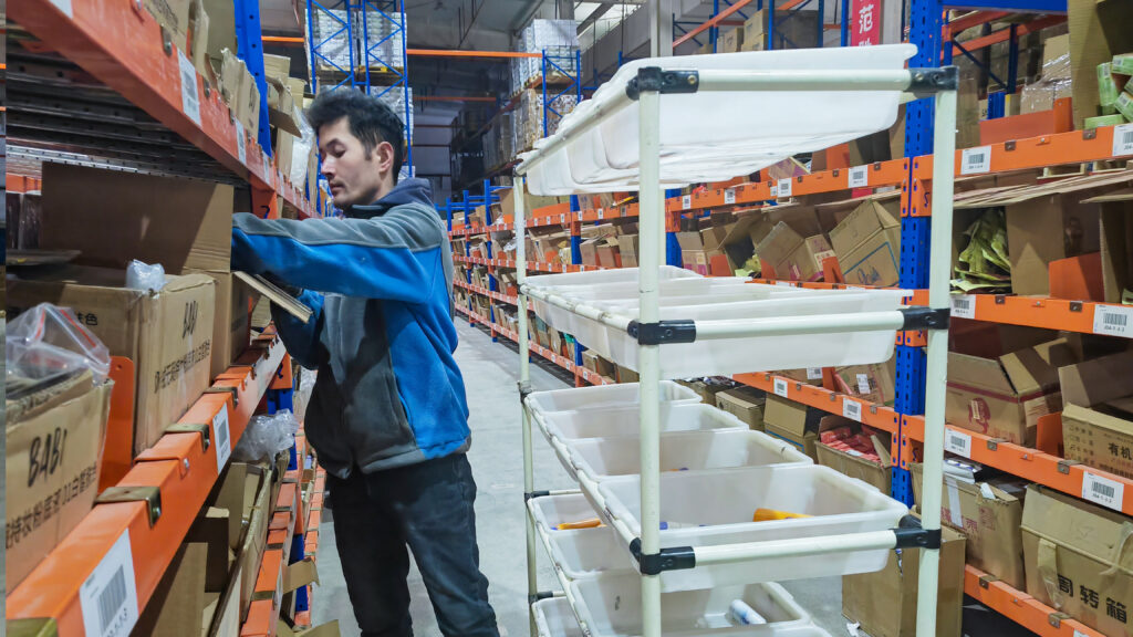 物流节特辑 | 物流人：汇聚微光，筑梦前行